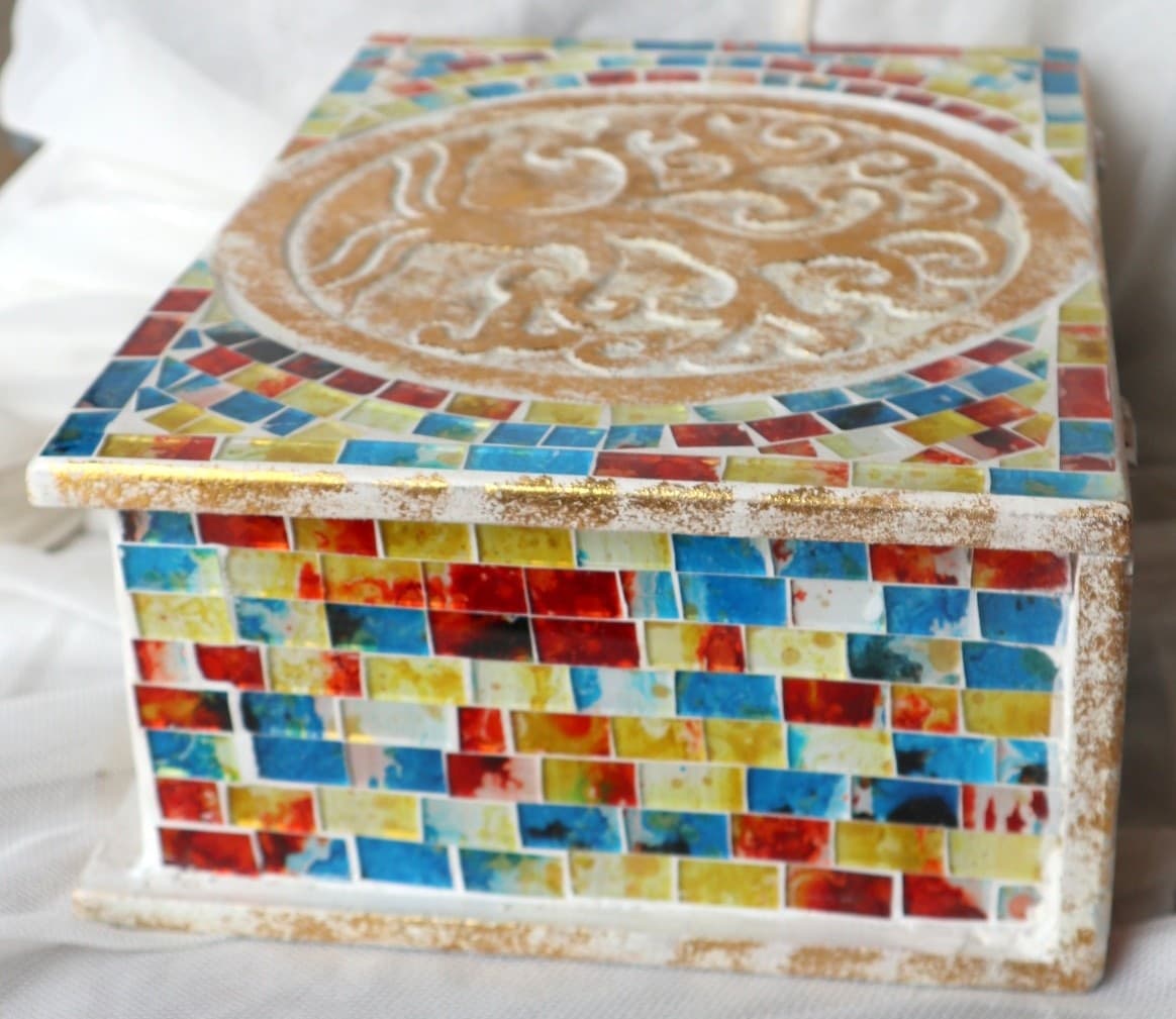 Scatola porta gioie in legno rifinata con mosaico di vetro Albero della vita multicolore - 4
