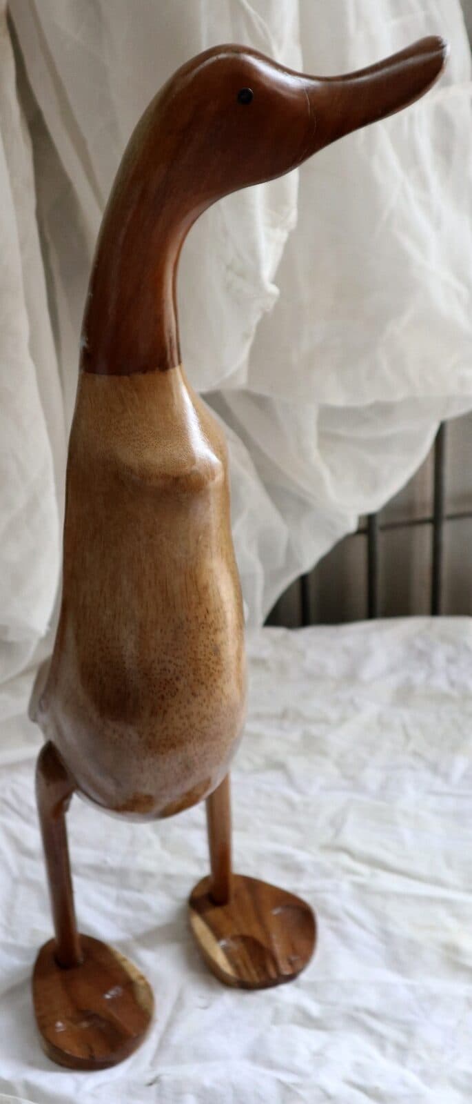 Papera Oca in Legno di Teak e Cocco Fatta a Mano - Arte Indonesiana - 4