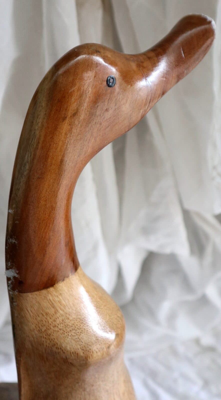 Papera Oca in Legno di Teak e Cocco Fatta a Mano - Arte Indonesiana - 10