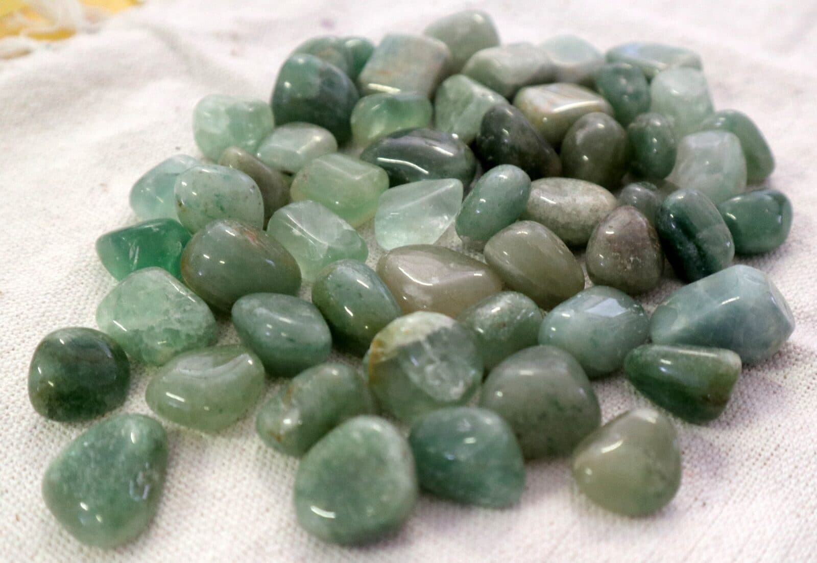 Avventurina Verde Burattata Naturale – Stock di 10 o 13 Pietre Energetiche 0,5–2 cm | Cristalloterapia & Benessere - 4