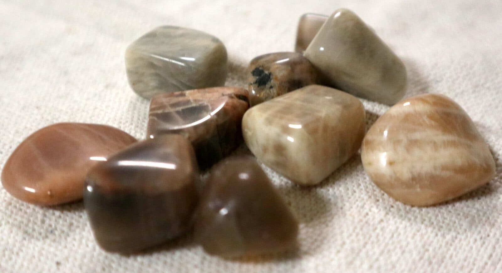 Pietra di Luna Burattata Naturale – Stock 10 Pietre 0,5–2 cm | Energia Femminile & Cristalloterapia - 2