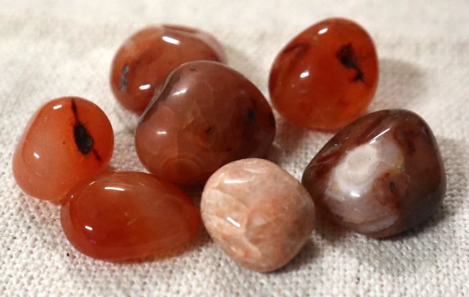 Set 7 Pietre di Corniola Rossa – Cristalli Naturali di Carnelian per Energia, Astrologia e Benessere. - 4