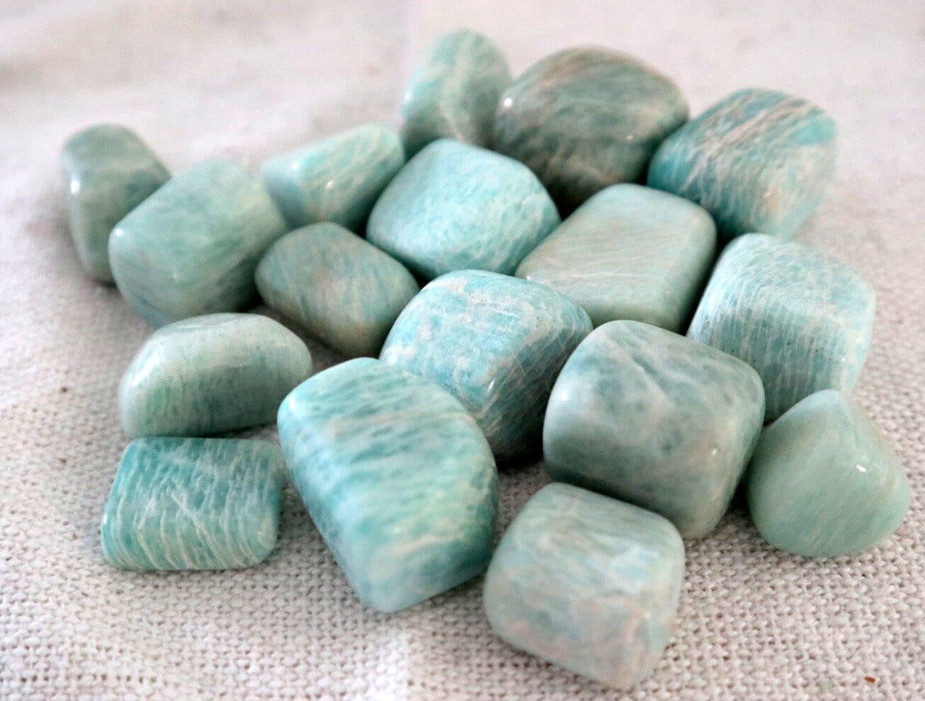 Stock 16 Pietre di Amazzonite – 2 Sacchetti da 8 Cristalli Naturali 0,5–3 cm - 2