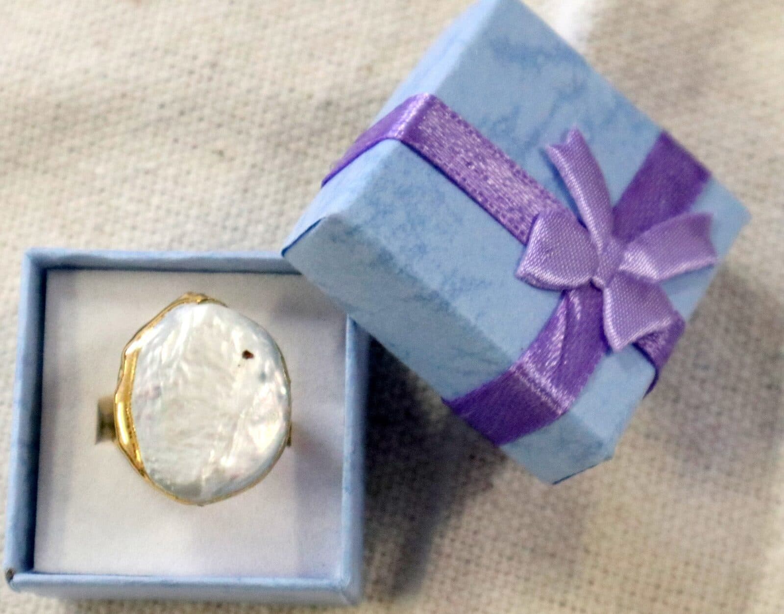 💍 Anello Regolabile in Acciaio con Bagno Galvanico in Oro e Madreperla Naturale Grezza - 3