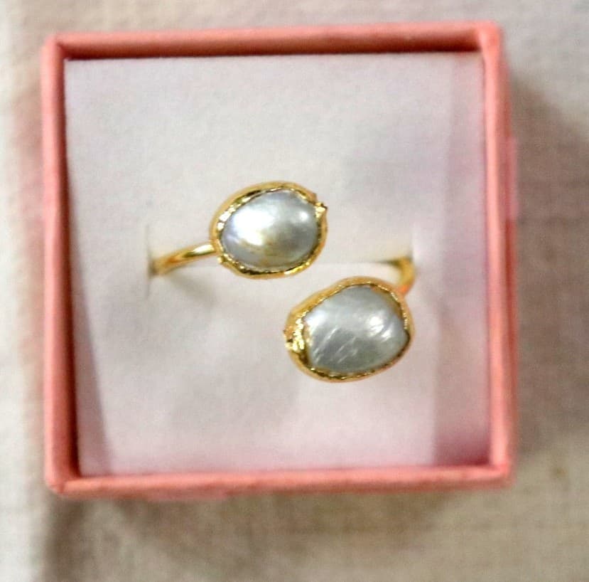 ✨ Anello Artigianale in Acciaio Dorato con Madreperla Grezza ✨ San Valentino - 2