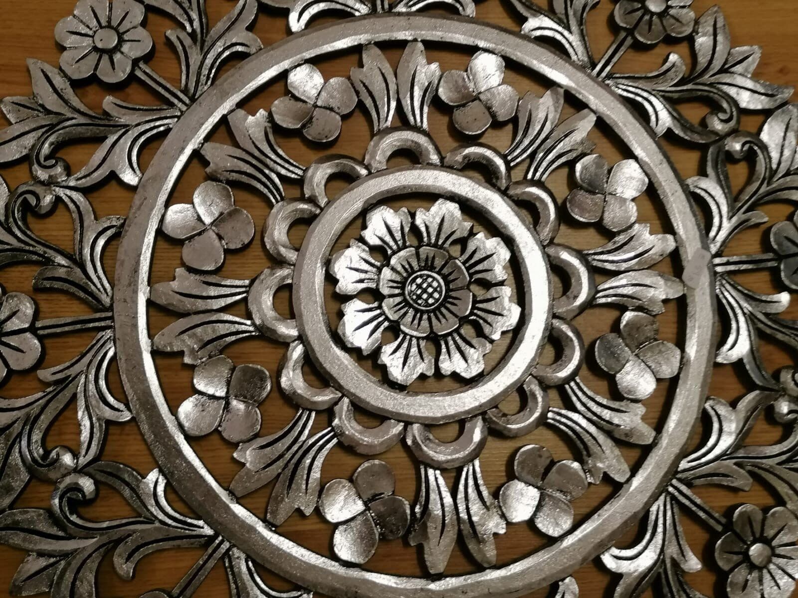 Pannello floreale in legno mdf traforato a mano cm 60x60 argento anticato quadro dipinto silver - 6