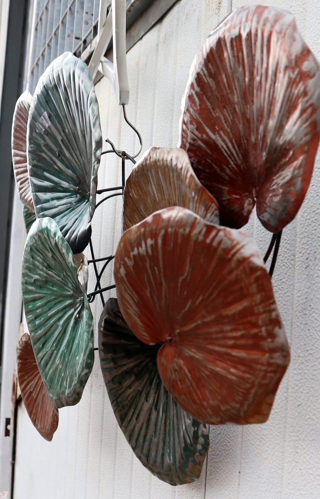 Pannello  in metallo floreale edera stilizzata creato e colorato mano cm 72x50x12 dipinte realizzate artigianale - 4