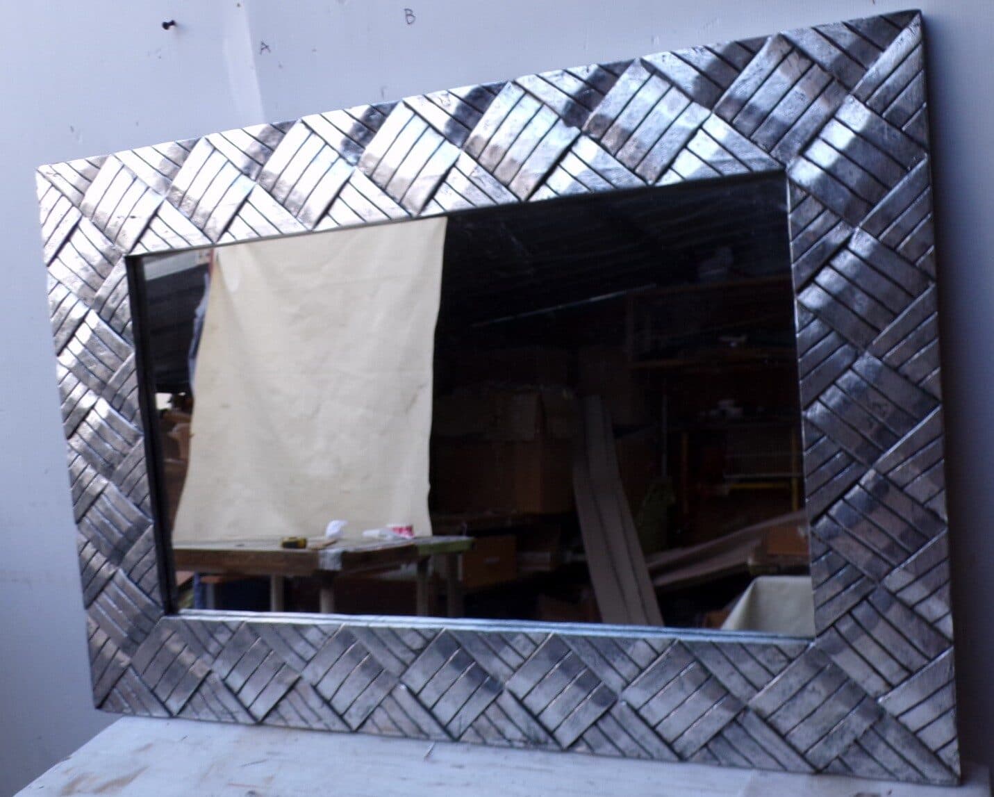 Specchio  in legno intarsiato cm 120x80 argento anticato mod. tommy - 2