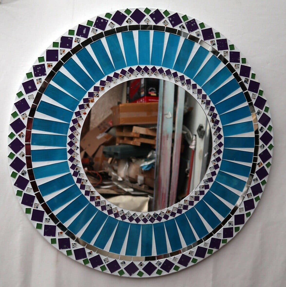 Specchio  in legno e mosaico di vetro  cm 50  celeste e bianco e viola - 2