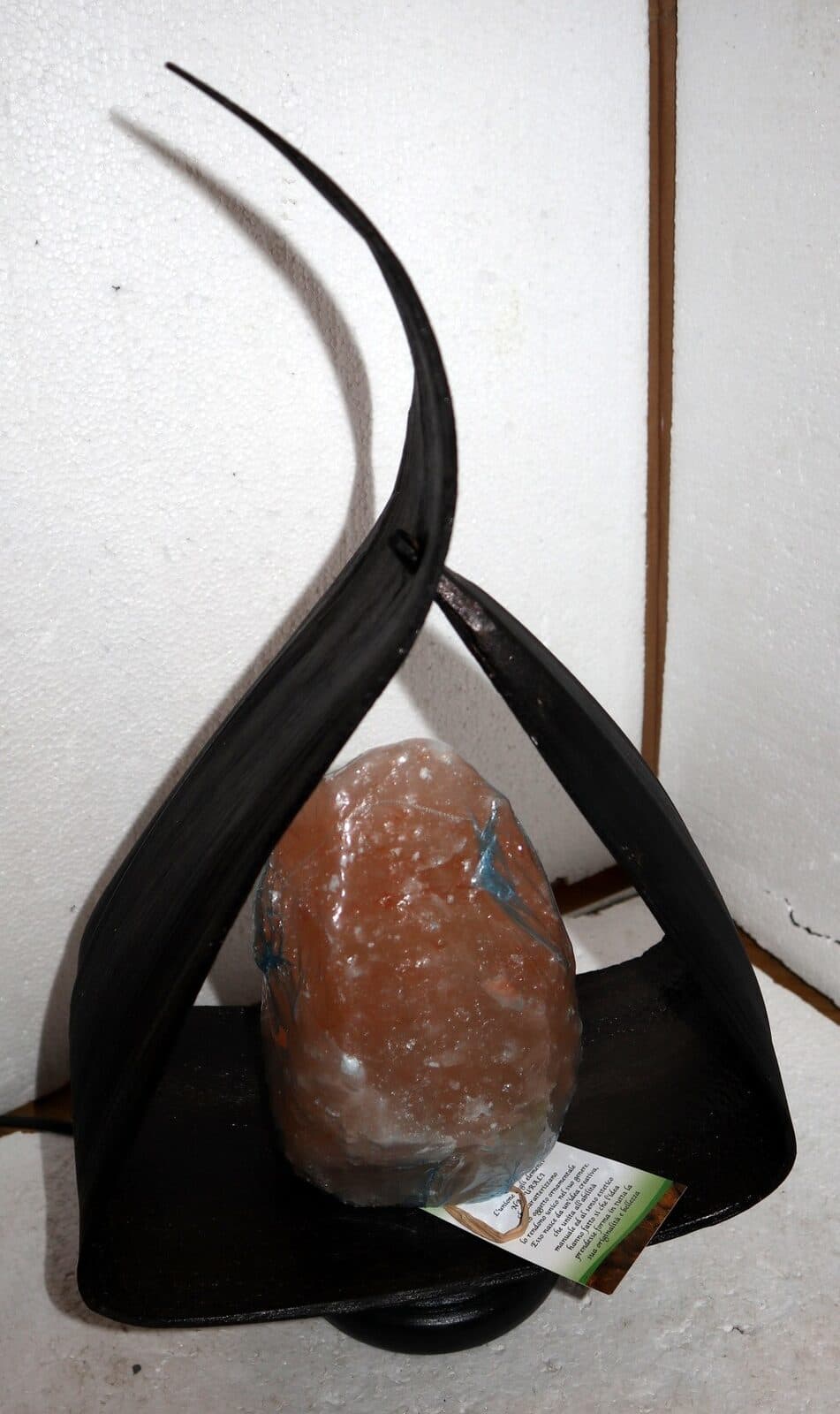 Lampada di sale irripetibile creata in con foglia di cocco a "Goccia" nera - 7