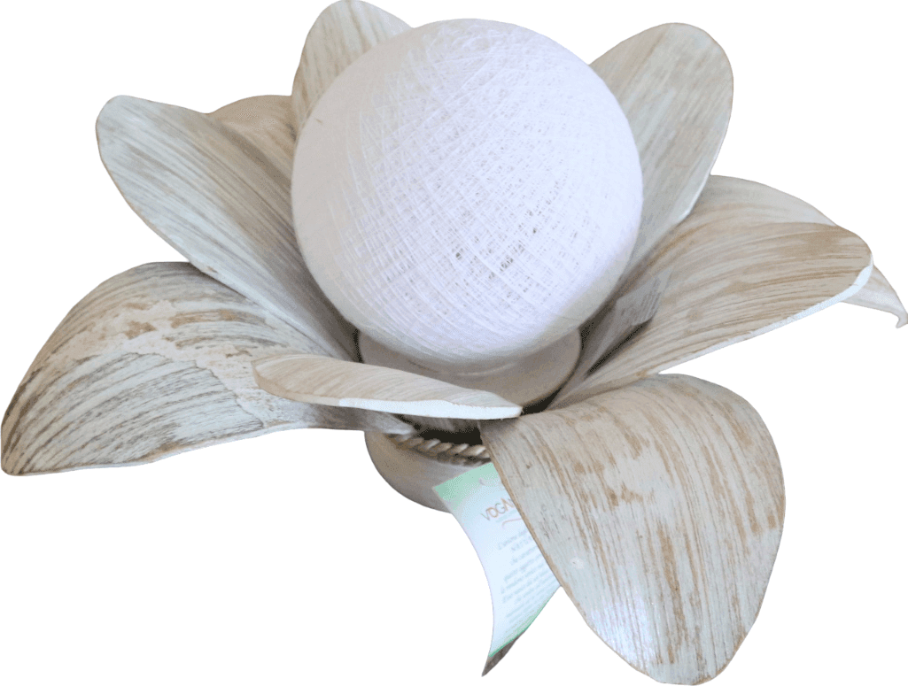 Lampada da Tavolo Fiore in Cocco con Sfera di Cotone – Artigianato Indonesiano Handmade 40x25 cm - 3