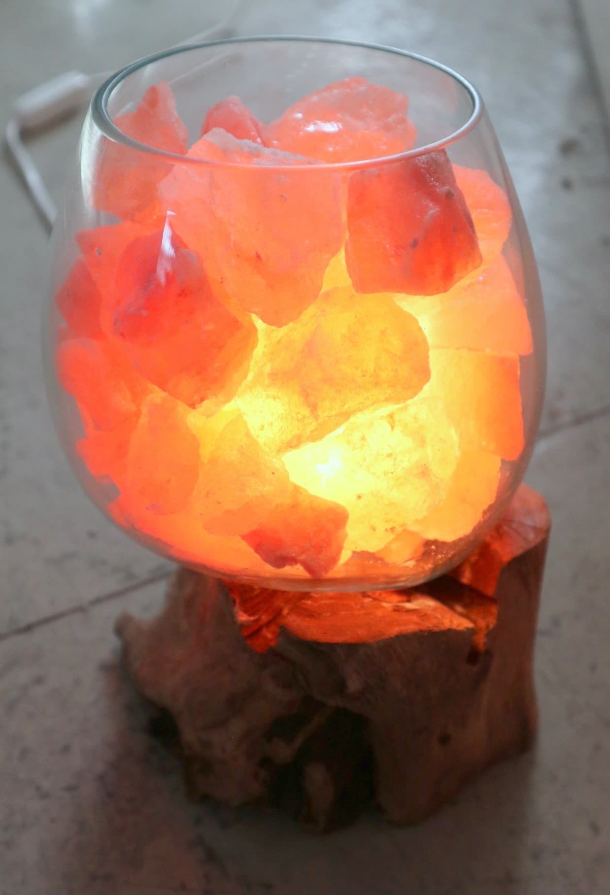 Lampada di Sale Rosa Himalayano in Vetro Soffiato su Radice – UNICA© Voganto | Design Naturale - 7