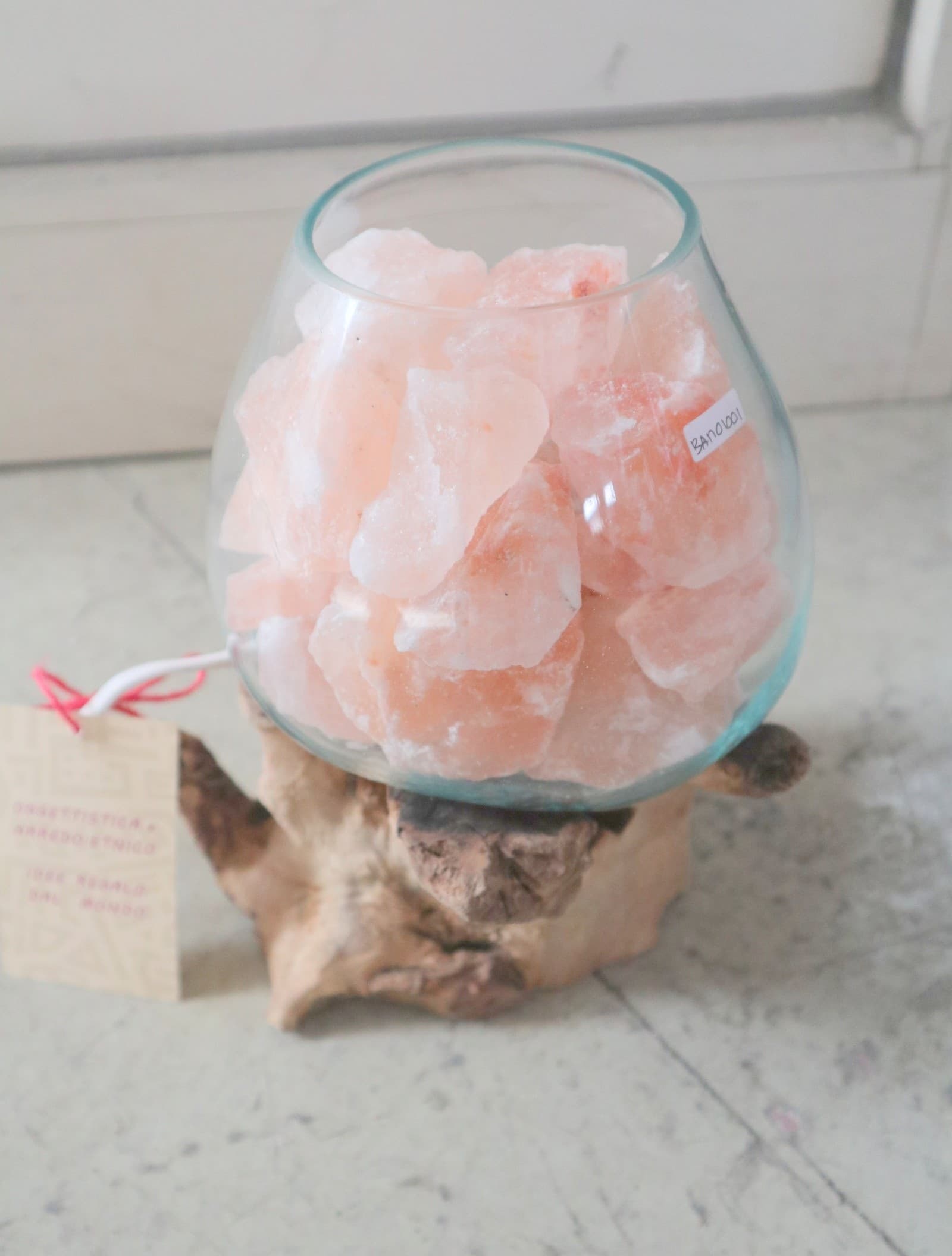 Lampada di Sale Rosa Himalayano in Vetro Soffiato su Radice – UNICA© Voganto | Design Naturale - 7