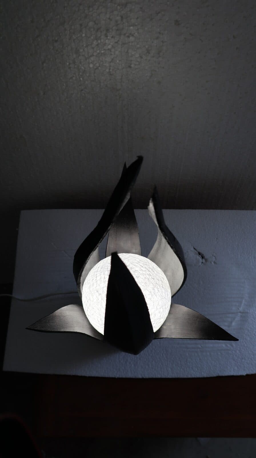 Lampada abatjour in cocco color nera con sfera di cotone bianca cm 25x25x50h - 6