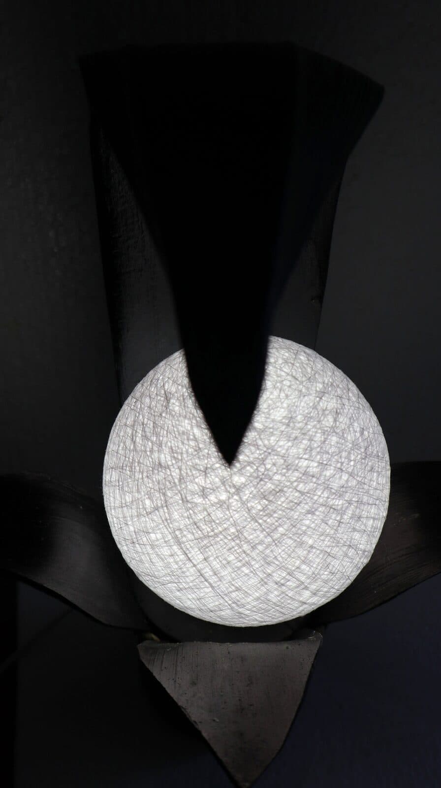 Lampada abatjour in cocco di color nero con sfera di cotone bianca cm 30x24x36h - 7