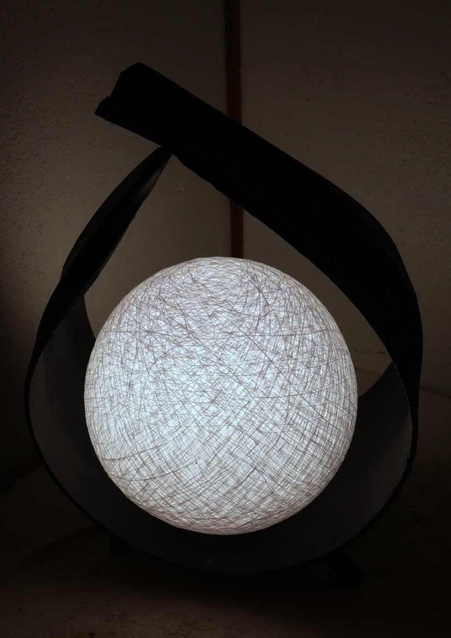 Lampada abatjour  foglia di cocco con palla di cotone bianca cm 20x14x34h - 5
