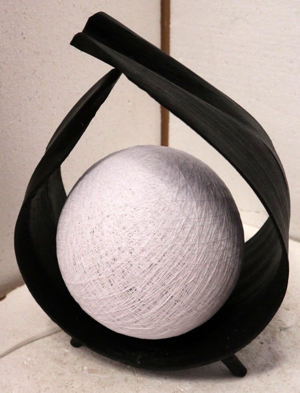 Lampada abatjour  foglia di cocco con palla di cotone bianca cm 20x14x34h - 6