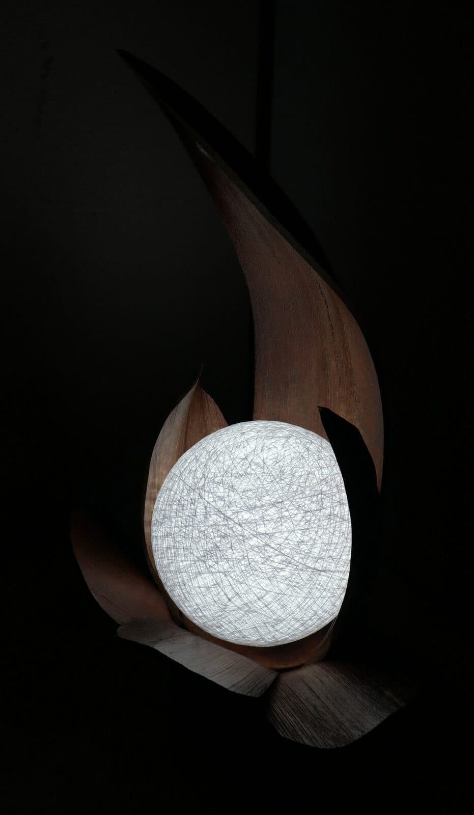 Lampada abatjour in foglie di cocco naturali palla di cotone a sfera bianca cm 24x20x50h loto - 3