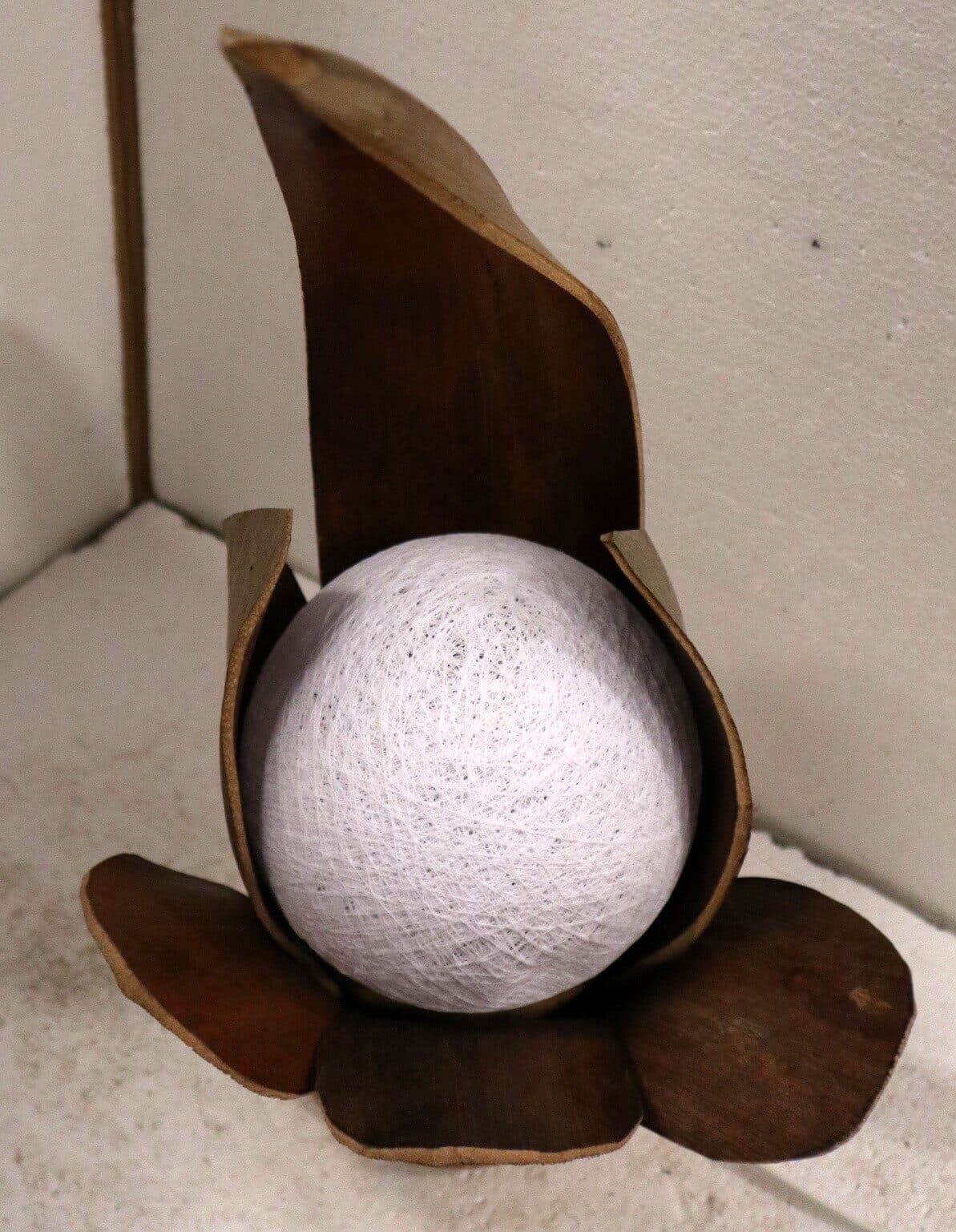 Lampada abatjour in foglie di cocco naturali palla di cotone a sfera bianca cm 24x20x50h loto - 7