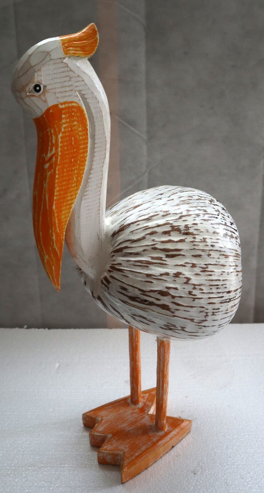 Scultura di un Pellicano in legno e noce di cocco da cm 33x12x62h mare dipinto - 6