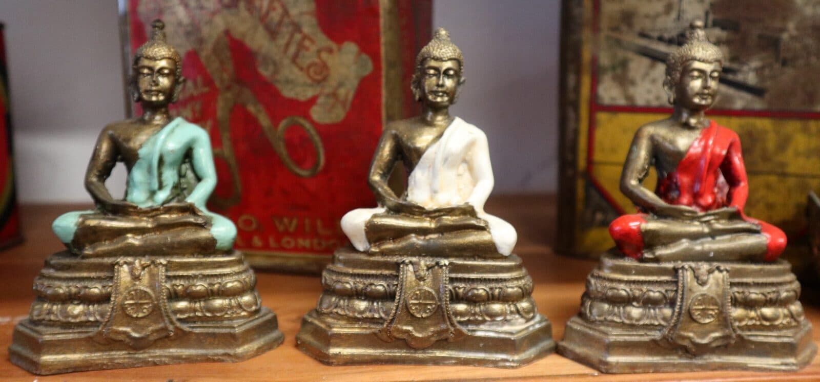 Buddha in resina disponibile nei colori bianco turchese e rosso cm 10x5x13h resina Indonesiano Ganega Shiva divinità Buddha - 11