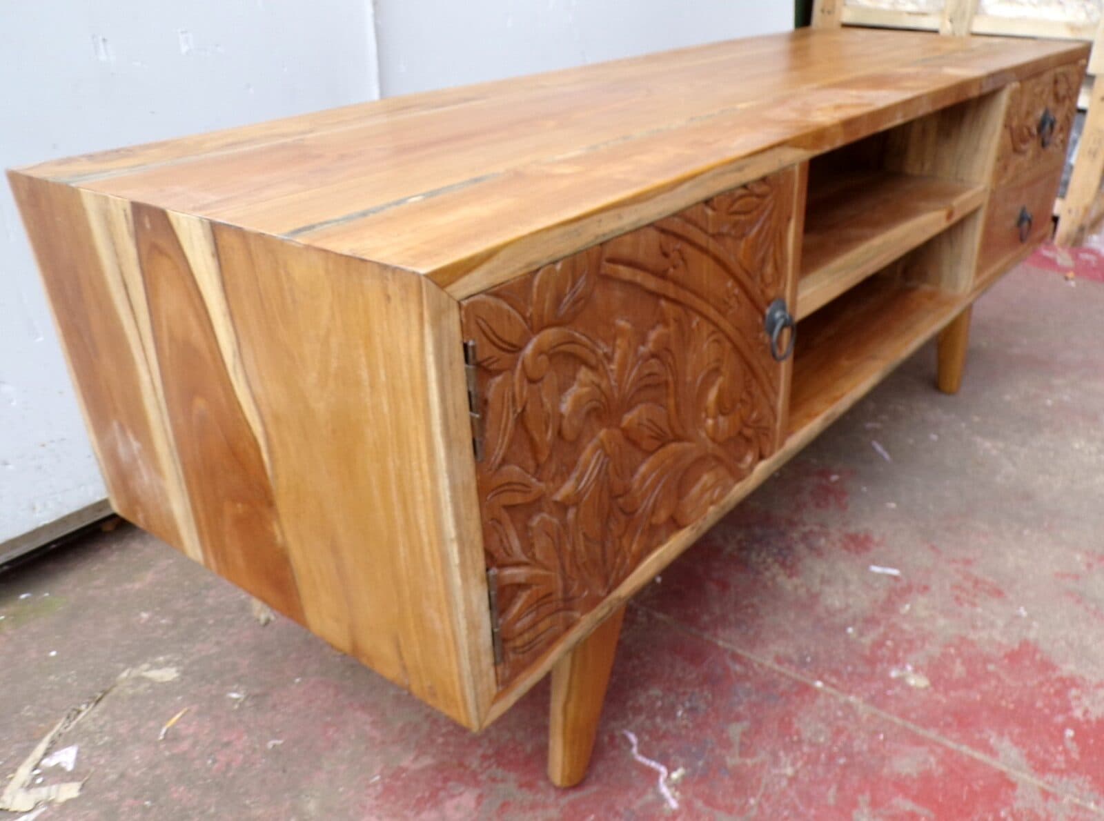 Mobile porta Tv in legno di teak color naturale con cassetti e anta intarsiate  cm 117x40x48 - 4