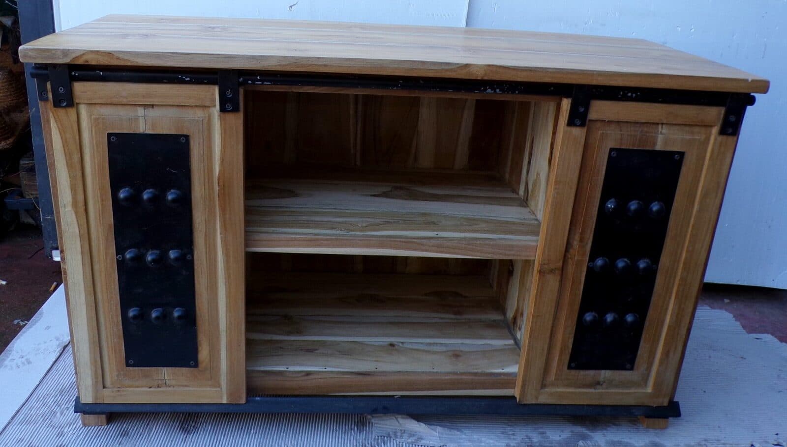 Mobile bagno o porta TV in Teak massello cm 120x45x75h con metallo ante scorrevoli industrial - 4