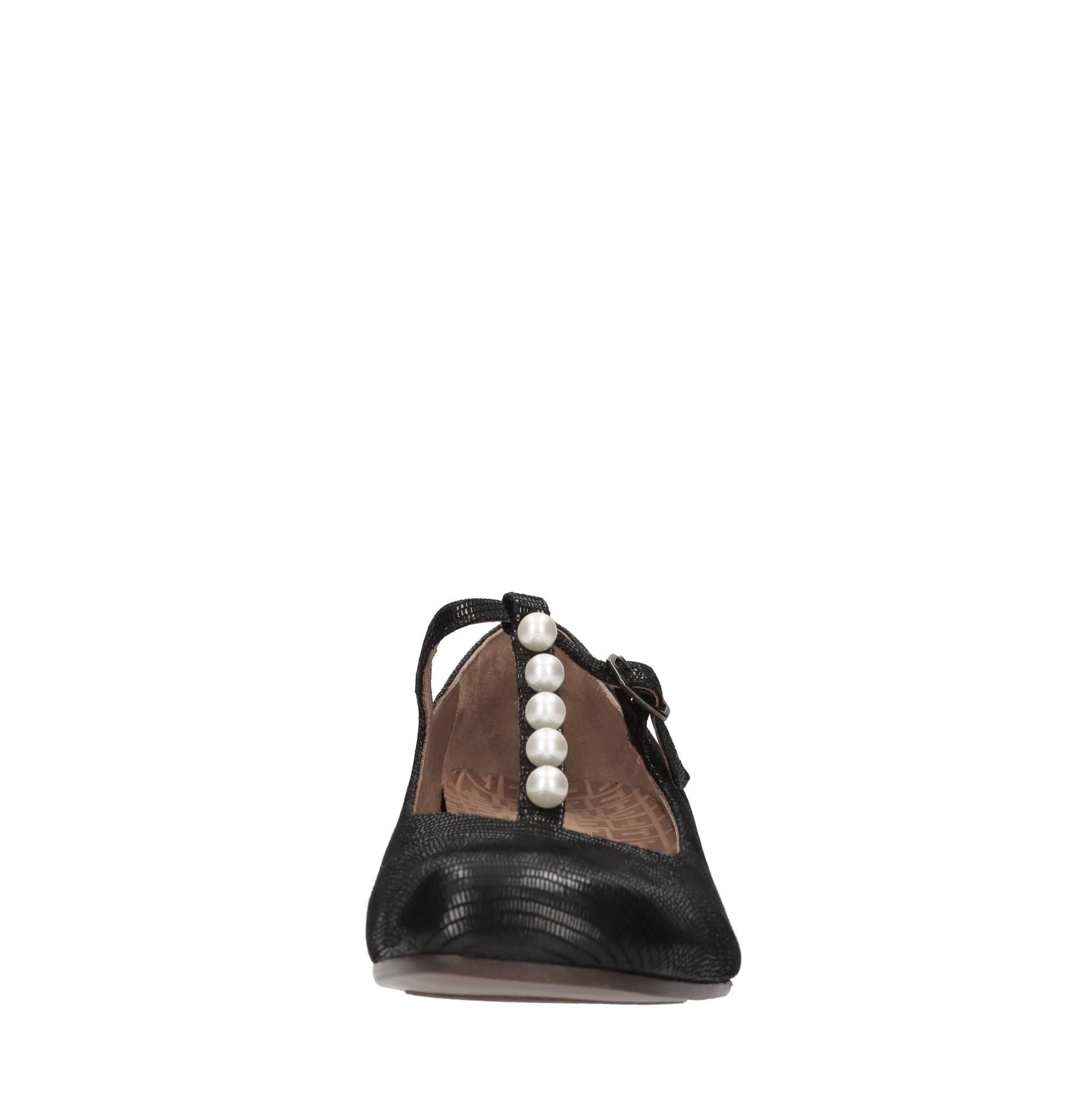 Chie Mihara  Scarpe con Tacco Nero - 4