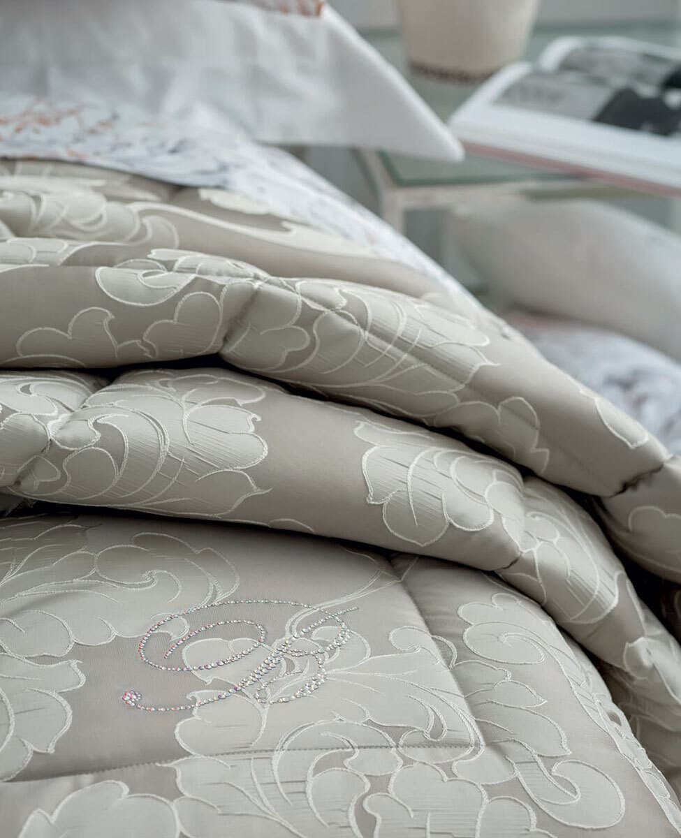 Trapunta Matrimoniale Gemma Blumarine in Jacquard – Colore Perla – 270x265 cm – Made in Italy - 2