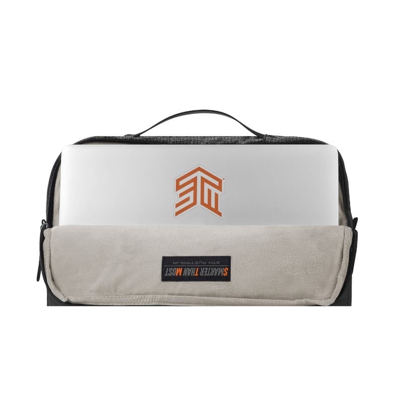 STM Myth - Bag for MacBook Pro 16" / 15" / Notebook 15" (black) - 4