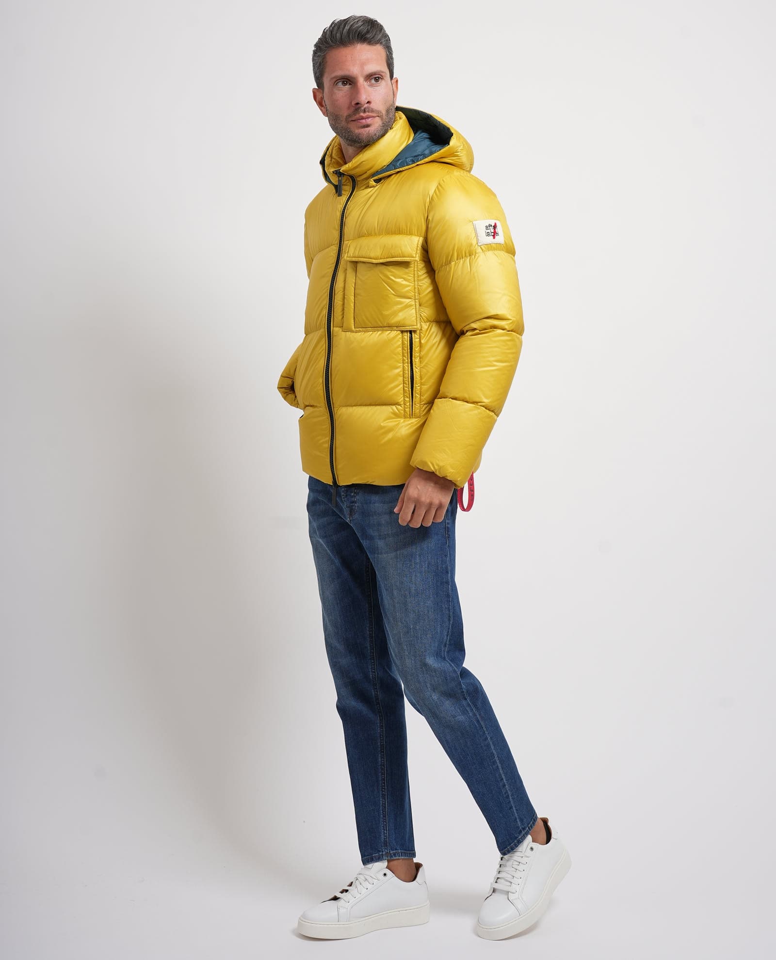 After Label  Giacconi Giallo - 2