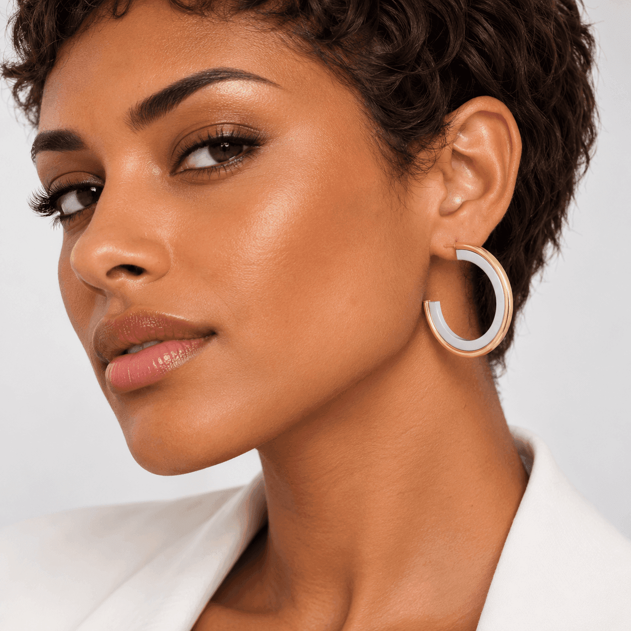 Anartxy  -  Orecchini a cerchio aperti Essentials minimal oro-argento - 2