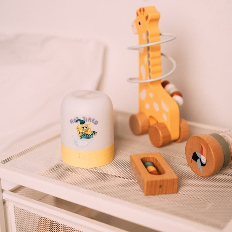 Spongebob - Lampada ambientale a LED wireless USB-C per bambini con luminosita regolabile - 6
