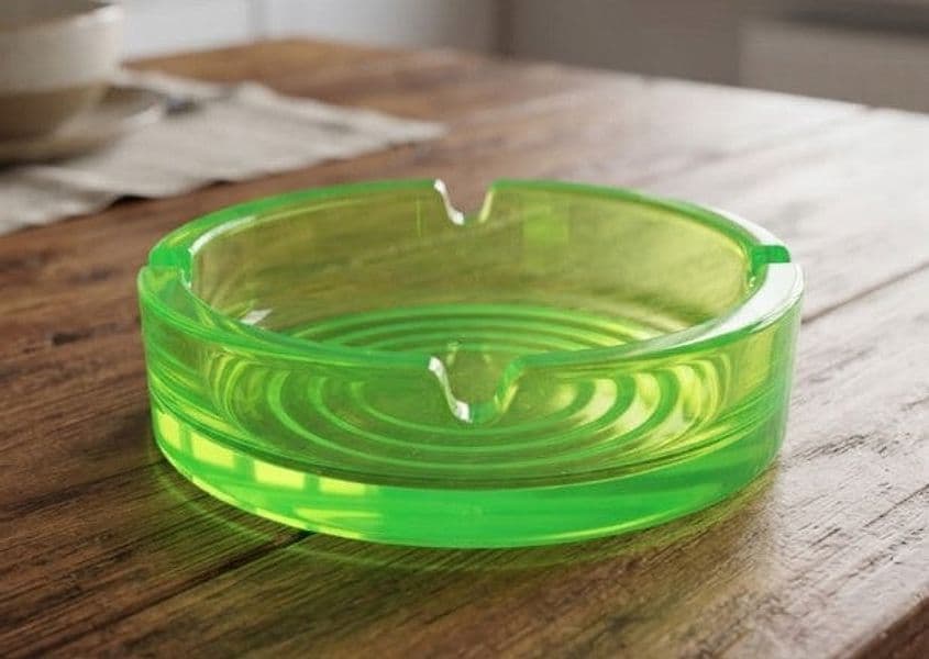 Posacenere in Vetro Neon con Assortimento verde chiaro fluo - 2