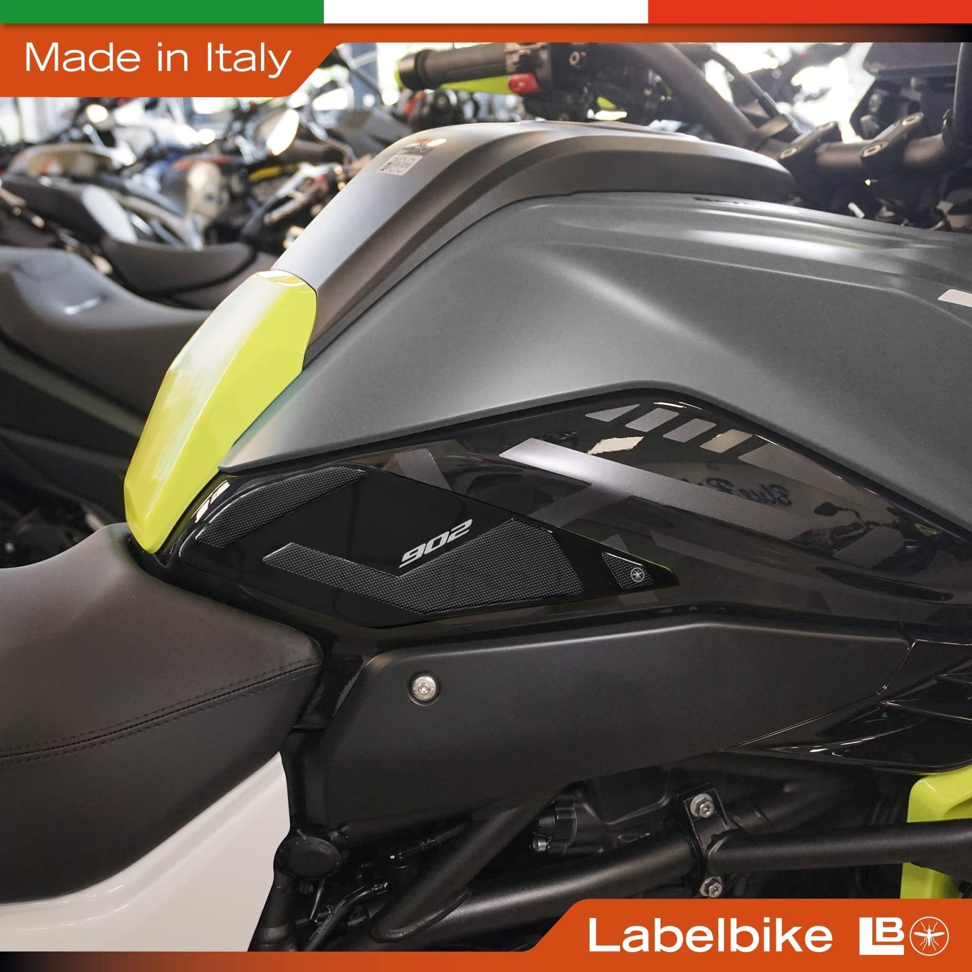 Adesivi 3D Laterali Serbatoio compatibile con Benelli TRK 902 Xplorer 2026 - 10