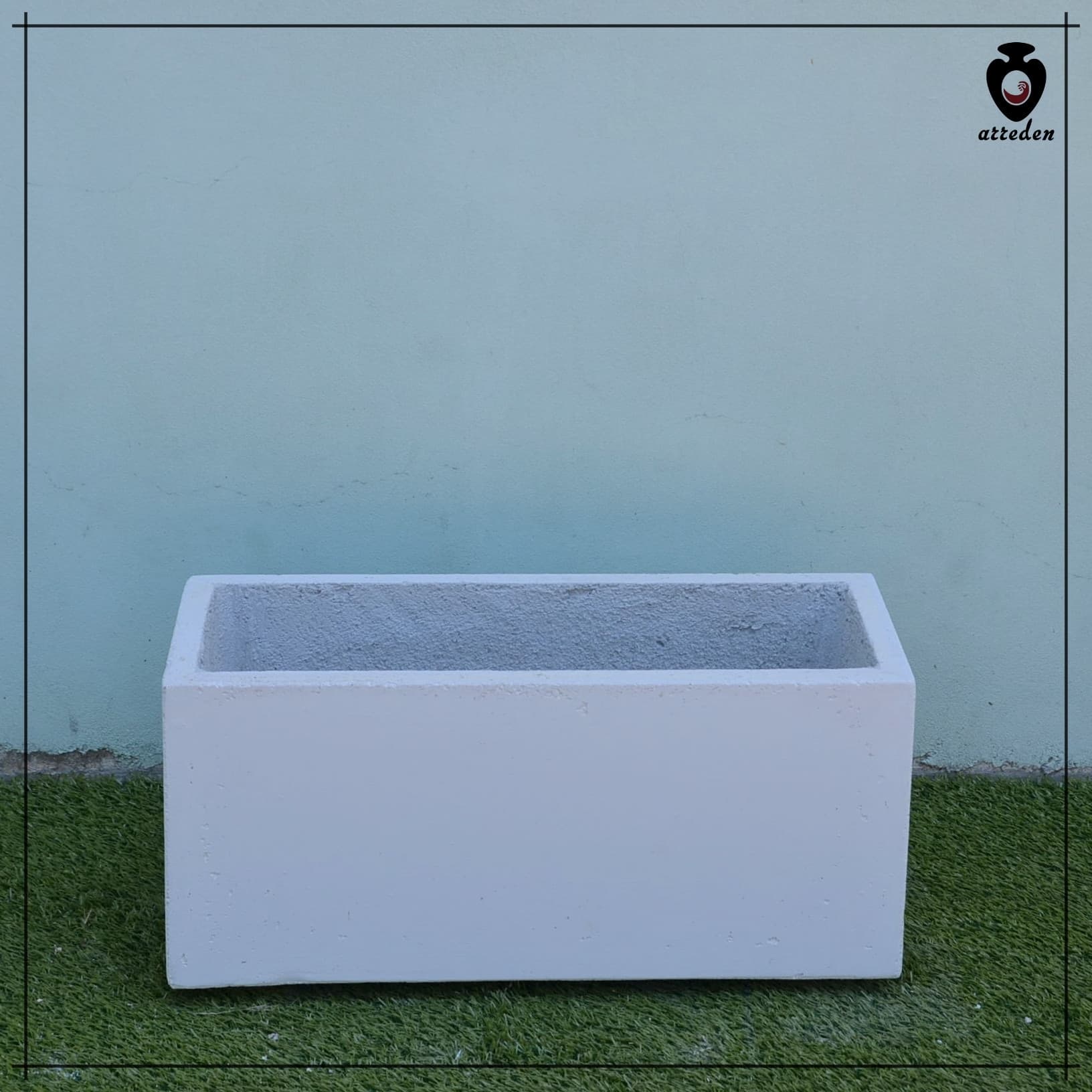 Fioriera altezza cm 33 in cemento bianco - 2
