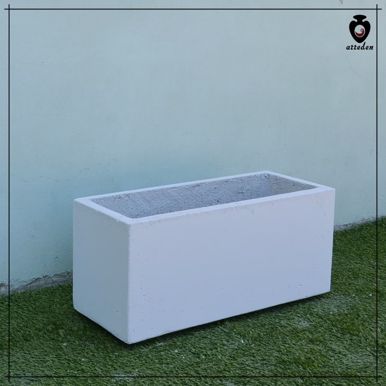 Fioriera altezza cm 33 in cemento bianco - 3