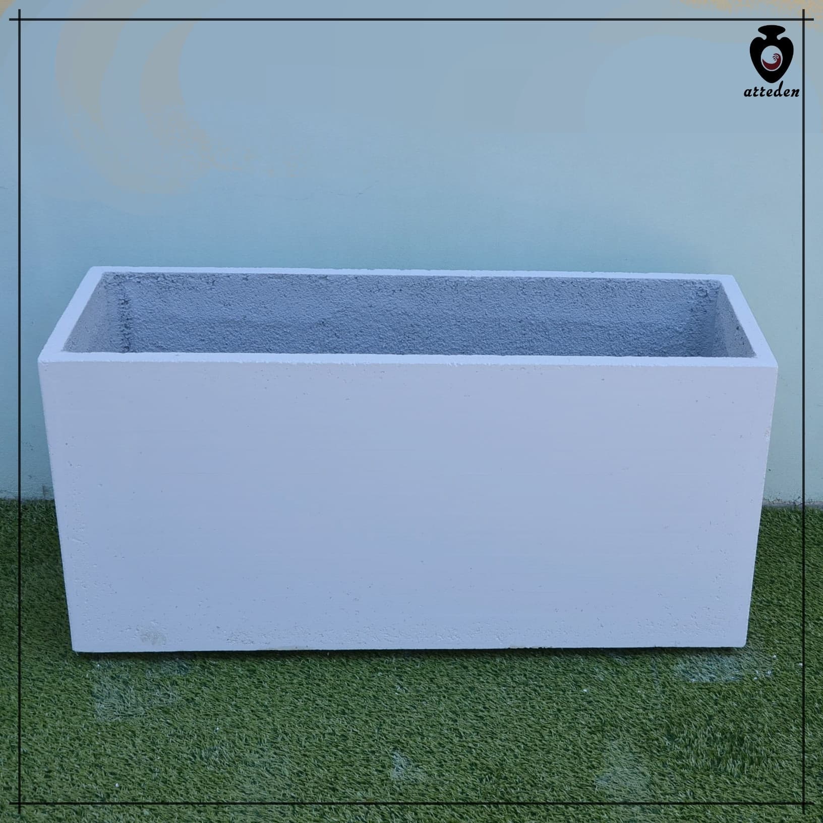 Fioriera altezza cm 43 in cemento bianco - 2