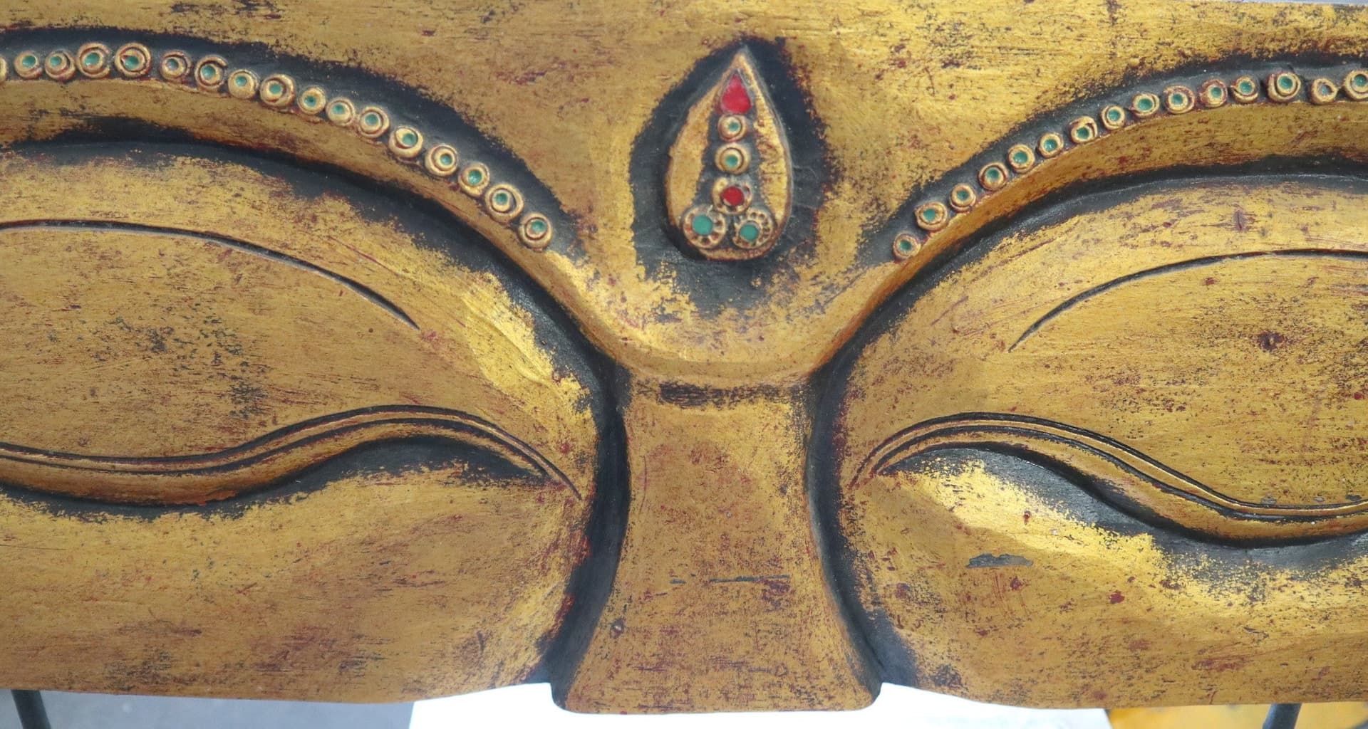 Pannello Occhi di Buddha in Legno Dipinto a Mano con Piedistallo – 100 cm – Decorazione Etnica Zen - 4