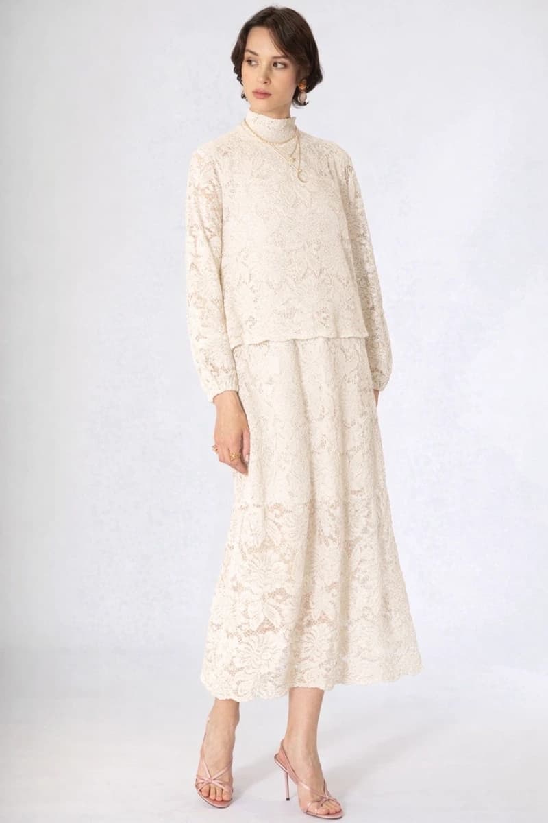 Blusa pizzo con collana | SISTE'S - 2