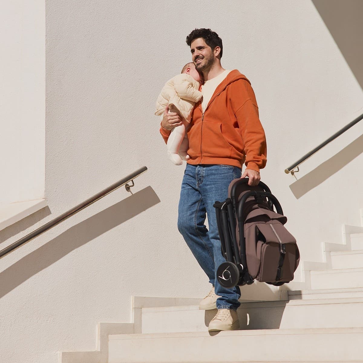 Passeggino Leggero Lionelo Sia – Beige Sand