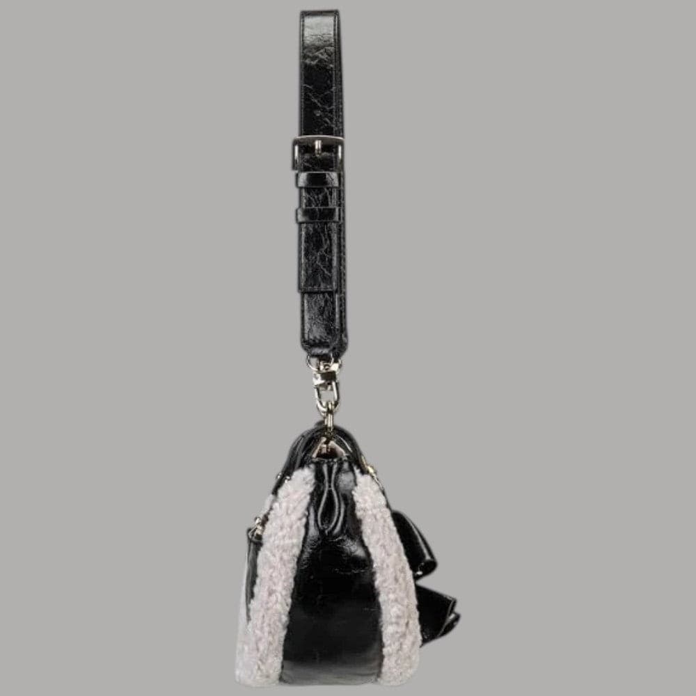 Borsa a spalla Guess Katie con inserti teddy e logo - 2
