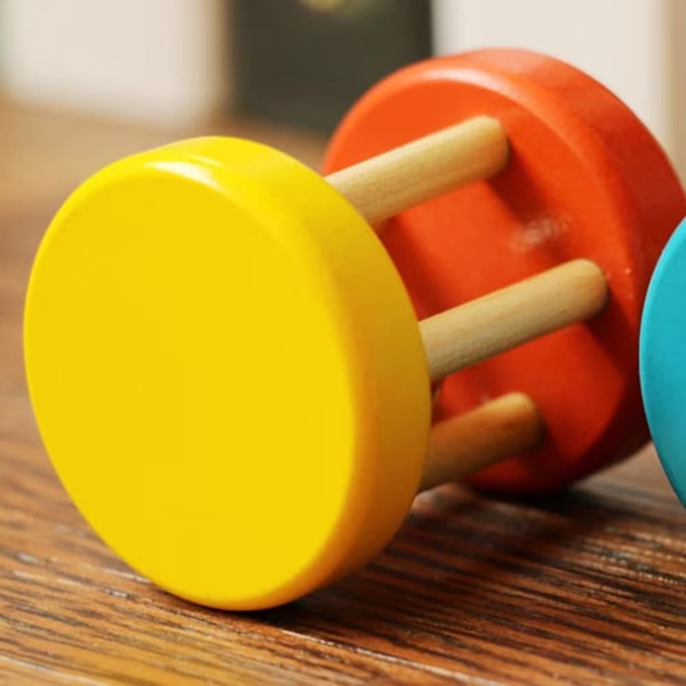 SONAGLIO IN LEGNO COLORATO CON CAMPANELLA GIOCO MUSICALE A MANO PER NEONATI 12+MESI 32331 - 6
