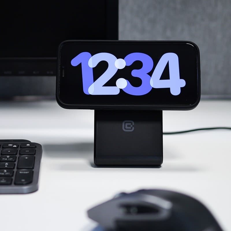 Crong MagSpot Stand - Caricabatterie wireless 2 in 1 con MagSafe per iPhone e AirPods (nero) - 10