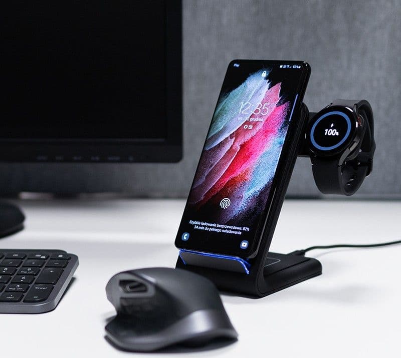 Crong PowerSpot Pivot Stand - Caricabatterie wireless 3 in 1 per iPhone, Samsung e Android, Galaxy Watch e cuffie TWS (nero) - 8