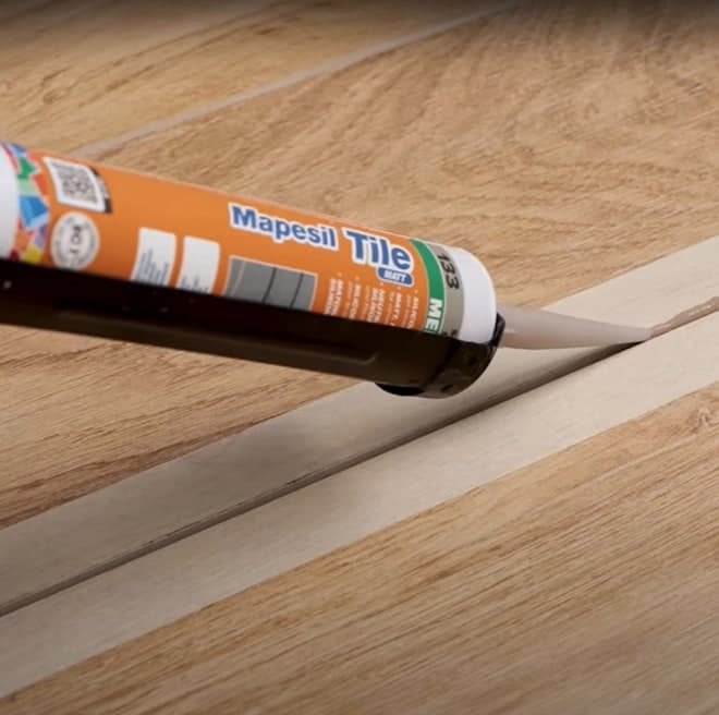 Sigillante Siliconico Opaco Per Ceramica Resistente a Muffa Mapesil Tile Matt - 43