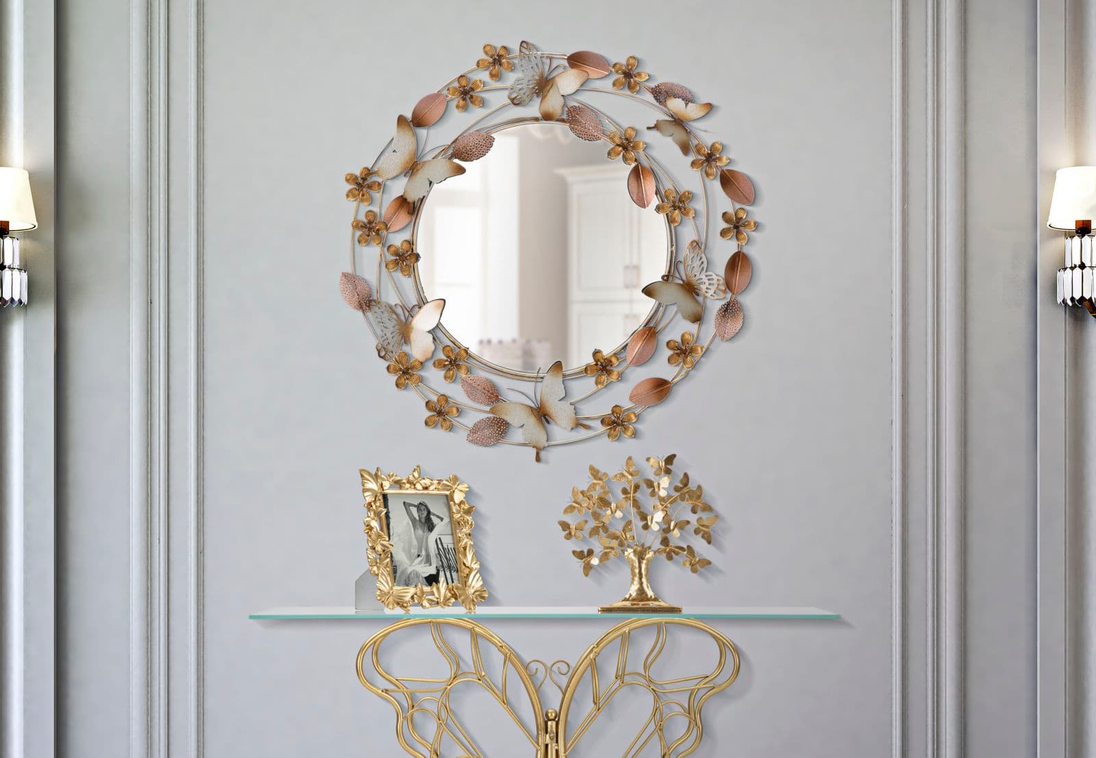 Specchio da parete cornice decorativa per bagni e camere da letto in Specchi da parete Decor Space - Altamura, commercioVirtuoso.it