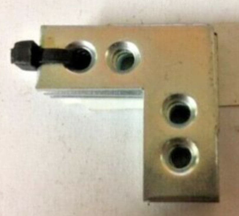 ORECA - 4 SQUADRETTE DI GIUNZIONE A "L" 30X30X12X1,8MM - ACCIAIO ZINCATO