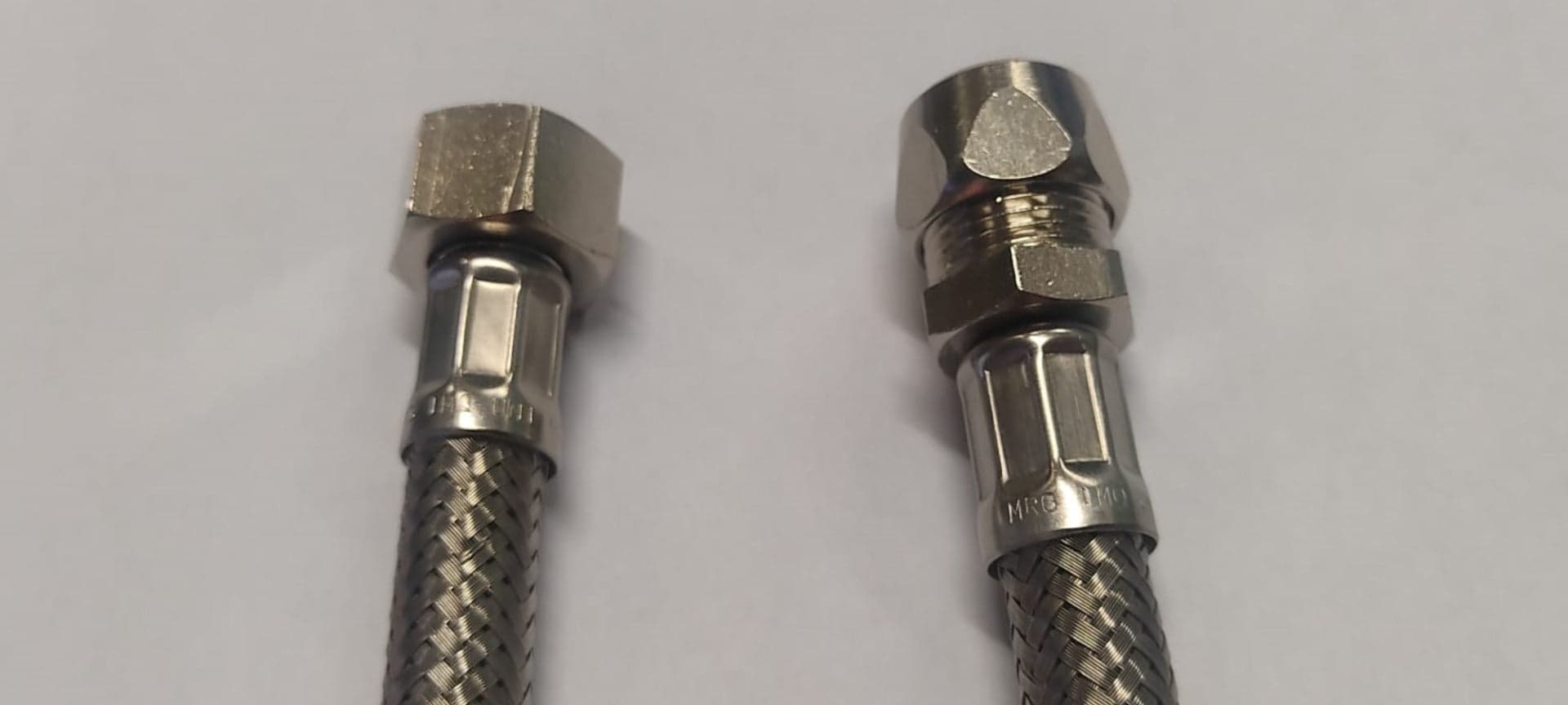 ATTACCHINO FLESSIBILE PER MONOCOMANDO 150MM - RACCORDO M3/8"- F3/8" - IN ACCIAIO INOX