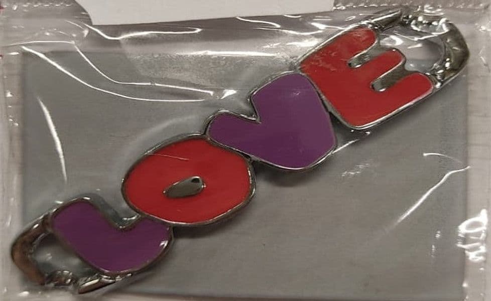 RAYHER - SHOE-CHARMS "LOVE" 49x10MM - CON CLIP 11MM